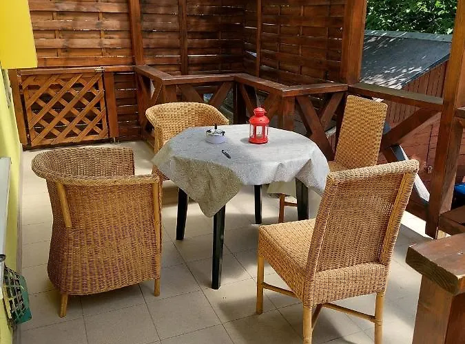Dizike Pet-friendly Pensión 4*
